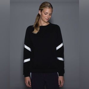 Lululemon Home Stretch Crew Black / Silver, Size 6